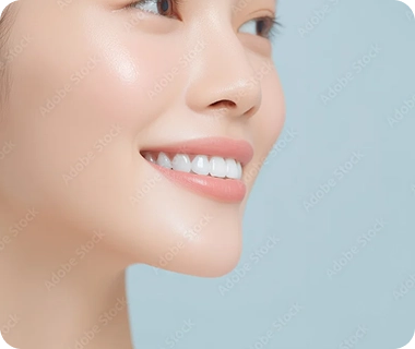 綺麗な歯並びの女性