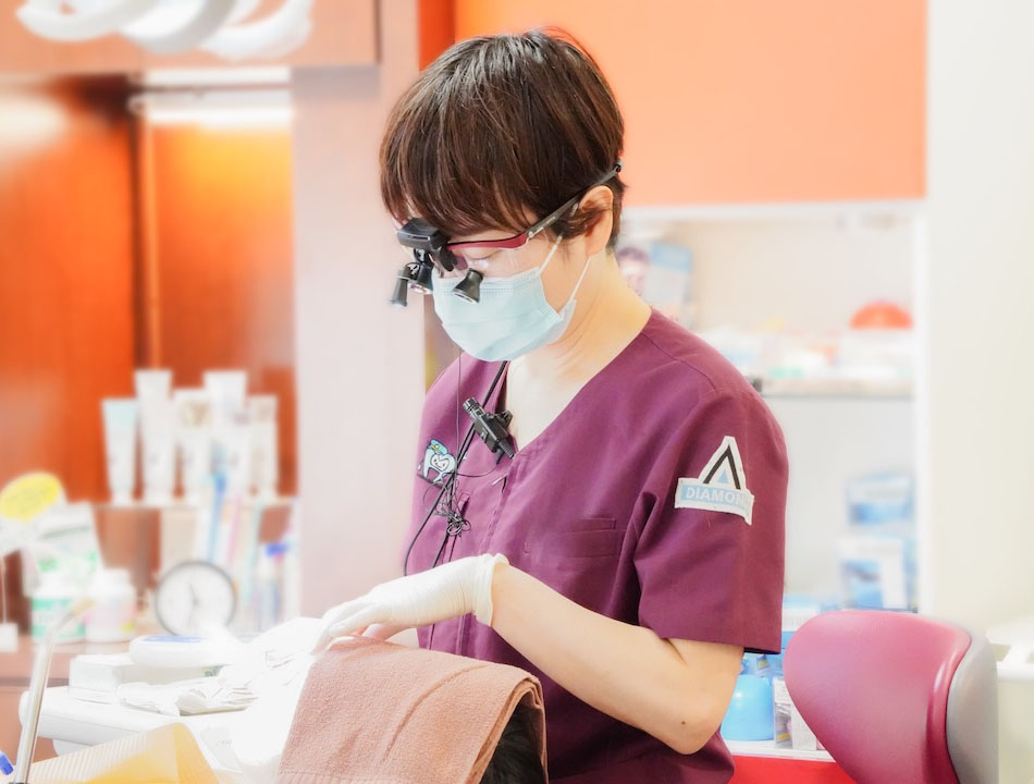 ③山崎DH治療中 1